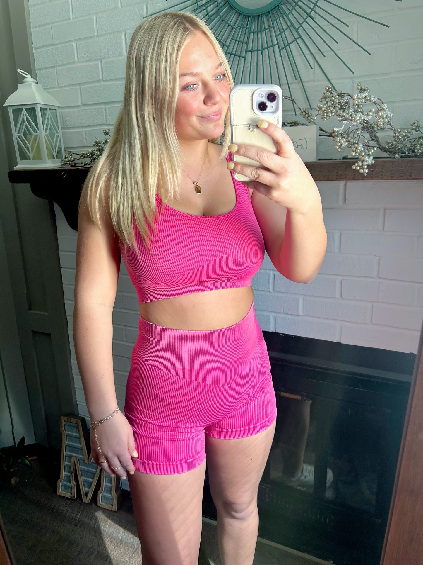 Seamless Ribbed Workout Set / Shorts