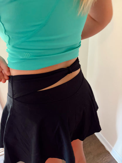 Bowtiful Skort